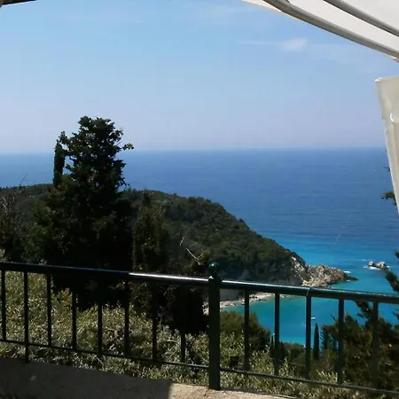 Case de vacanță Dorata Mit Privatem Pool Áyios Nikítas