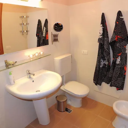 Case de vacanță Dorata Mit Privatem Pool *